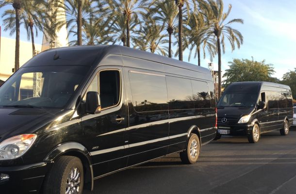 Home 6 Business travel chauffeur