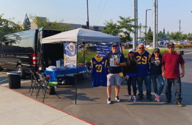 Home 10 sports transportation service